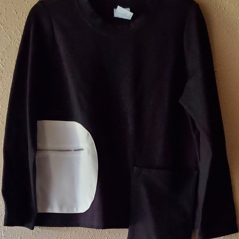 Fleur de Lis Sweat Shirt Top Heavyweight fabric Black & White Women's size Small